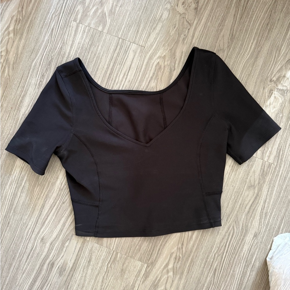 Lululemon Ribbed Contoured V-Neck Crop Top